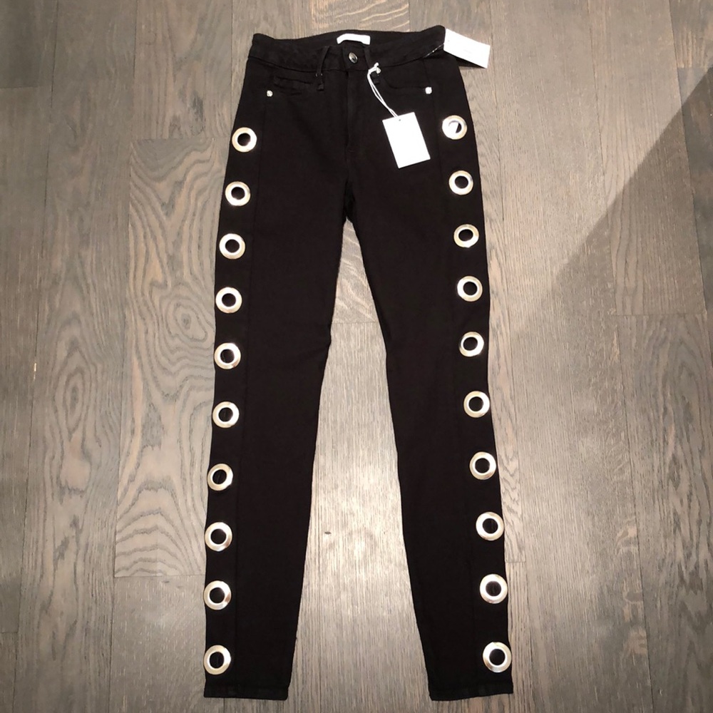 Good American Side Ring Jeans